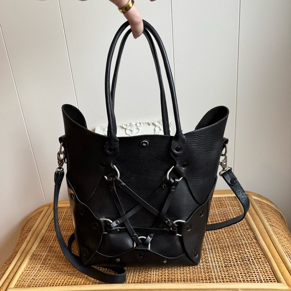 Zana Bayne Large Black Pentagram Leather Handbag - Picture 3 of 7